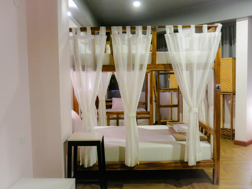 Отель Metro Pratunam Boutique 3*